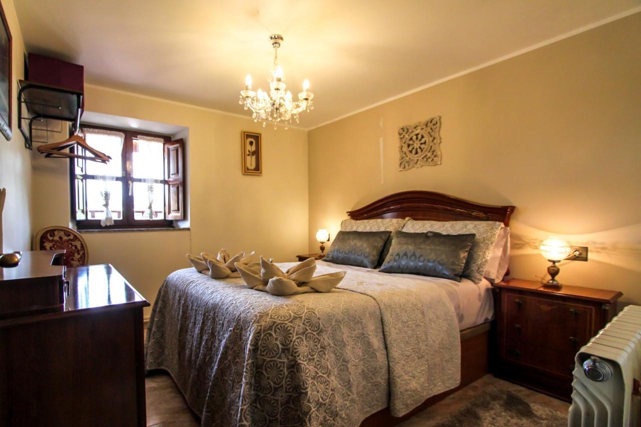 Apartamentos Los Balcones De Nieda 1 Onís Dış mekan fotoğraf