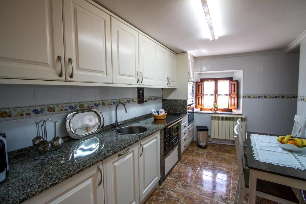 Apartamentos Los Balcones De Nieda 1 Onís Dış mekan fotoğraf