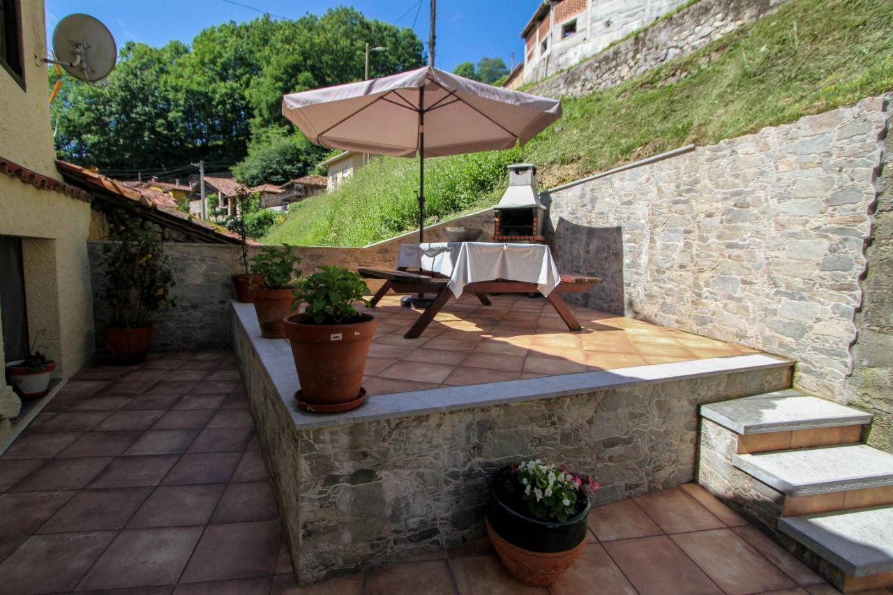 Apartamentos Los Balcones De Nieda 1 Onís Dış mekan fotoğraf